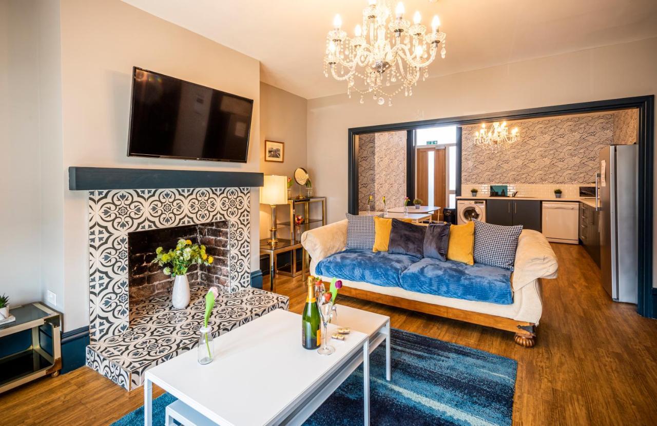 3 -Min Walk To Southport Pier & Beach Fast Wi-Fi & Perfect Getaway Dış mekan fotoğraf